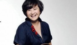 贾玲爆料姐姐穿衣服视频,时尚穿搭引发网友热议